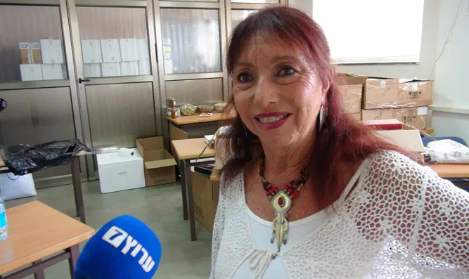 שולי נתן לערוץ 7: מתרגשת כל פעם מחדש לשיר את ירושלים של זהב▶️