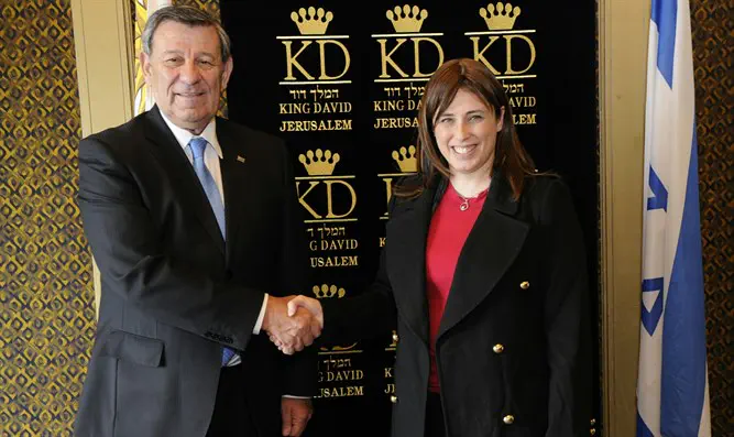 חוטובלי ושר החוץ