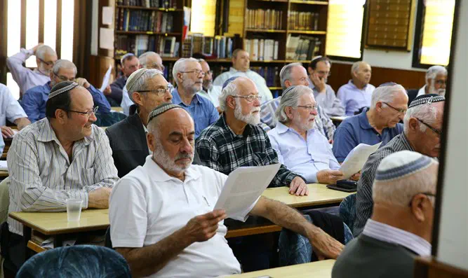 נמצאים בתפוסה מלאה. הכולל ב'מרכז אברהם' ברחובות נמצאים בתפוסה מלאה. הכולל ב'מרכז אברהם' ברחובות