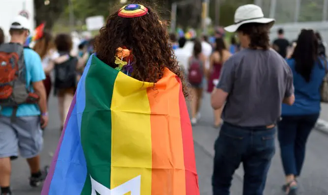 מפגש מורכב עם הלהט"ב מפגש מורכב עם הלהט"ב