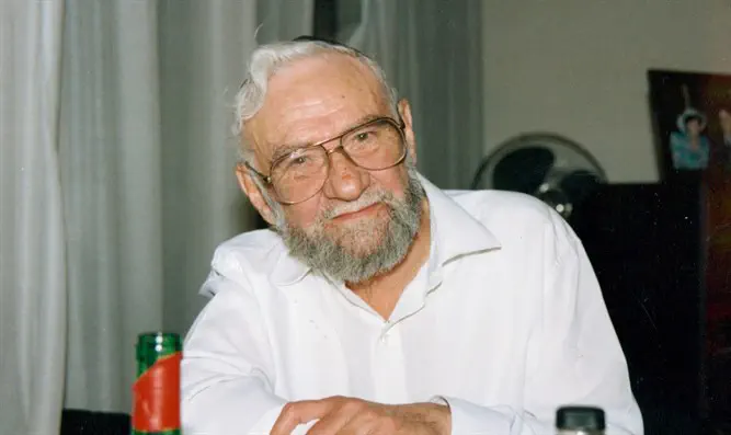 הרב יהודא ליאון אשכנזי - מניטו הרב יהודא ליאון אשכנזי - מניטו