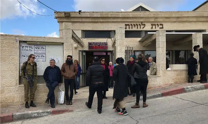 הלווית מאיר בנאי