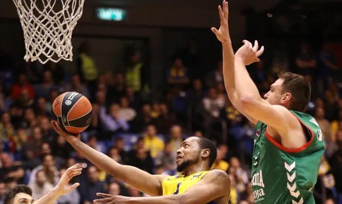 גאודלוק בדרך לסל של באסקוניה, הערב