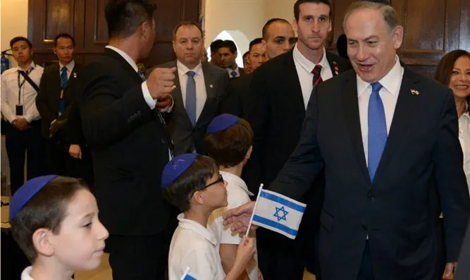 נתניהו בבית הכנסת "מגן אבות" בסינגפור