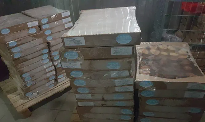 עוגות וממתקים לעולים לרגל.