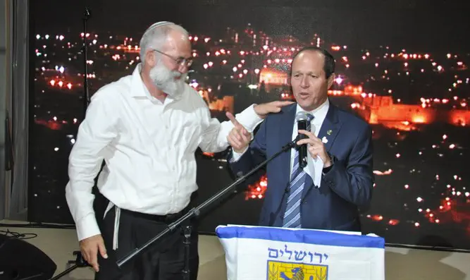 ראש העיר ברקת ויו"ר עטרת כהנים מתי דן