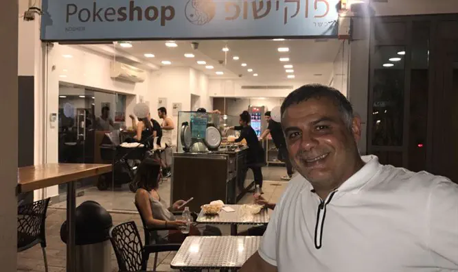 צרפתי במסעדת פוקישופ בתל אביב