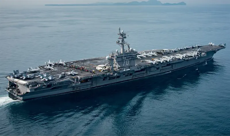 Aircraft carrier US