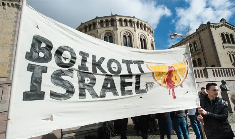 Oslo, Norway: Boycott Israel protest at parliament