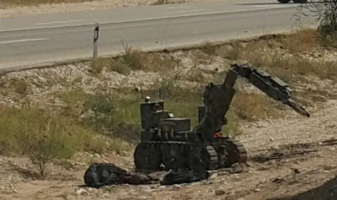 חבלנים של המשטרה נטרלו את הרימונים