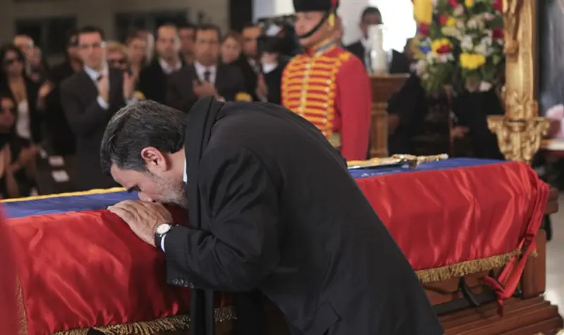 Ahmadinejad pays tribute to late Venezuelan President Hugo Chavez in Caracas