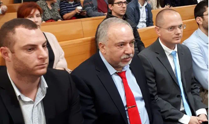 ליברמן ופורר בבית המשפט העליו