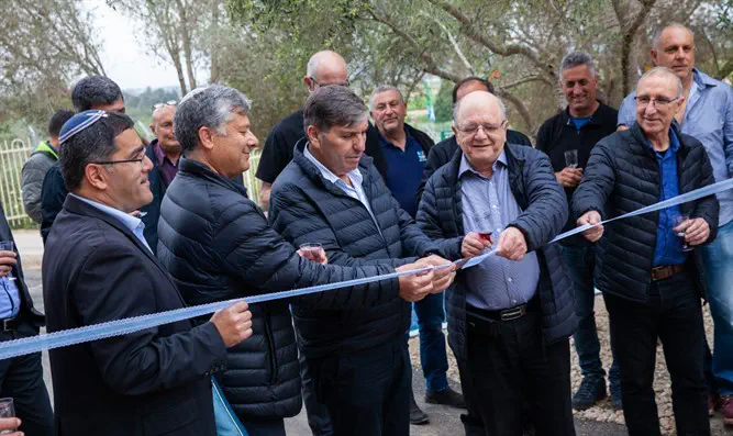 בשורה למטיילים: מרכז שדה ויער