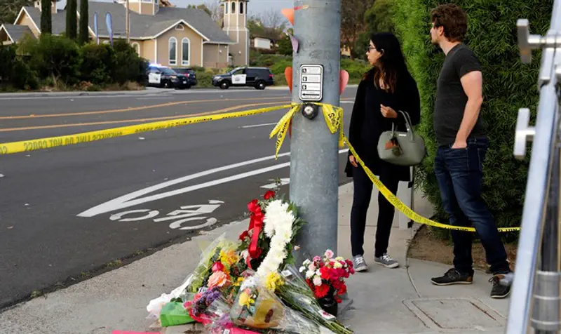 Memorial at scene of San Diego Chabad attack