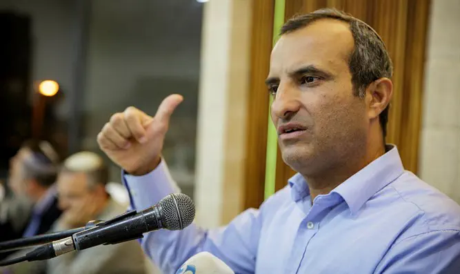 חננאל דורני