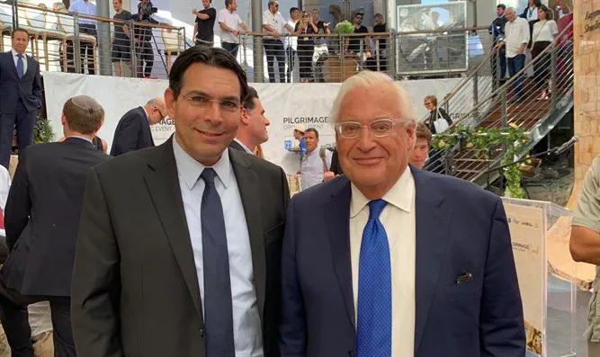 דנון ופרידמן, באירוע חנוכת דרך עולי הרגל
