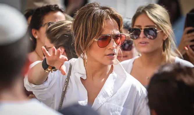 ג'ניפר לופז בכותל