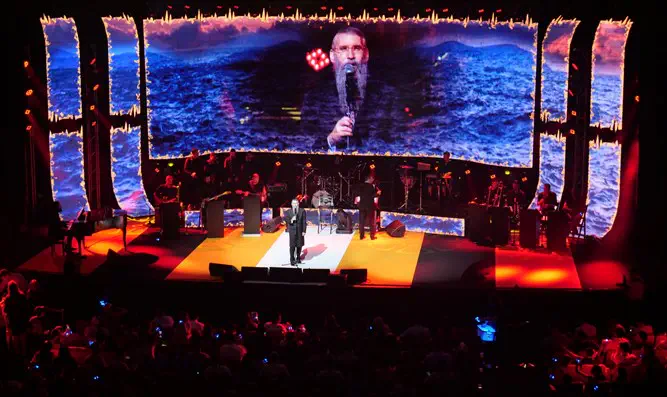 Avraham Fried at United Hatzalah benefit concert