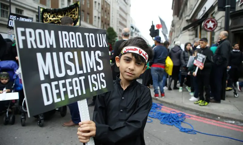 Shia anti-ISIS march in London
