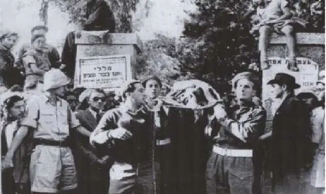 הלווית חללי שיירת הערה