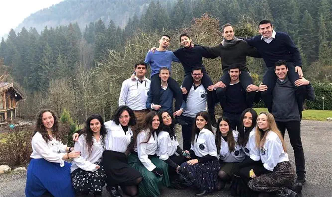 צעירים בשליחות