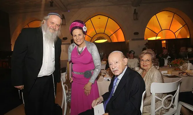 בני הזוג קטן בקבלת הפרס