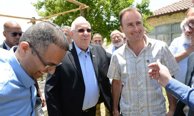 ריבלין מסייר