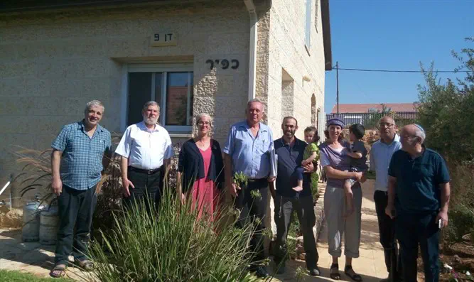 ח"כ ברושי (המחנה הציוני) מבקר בעפרה