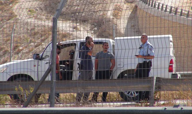 זירת האירוע סמוך לא-זעים