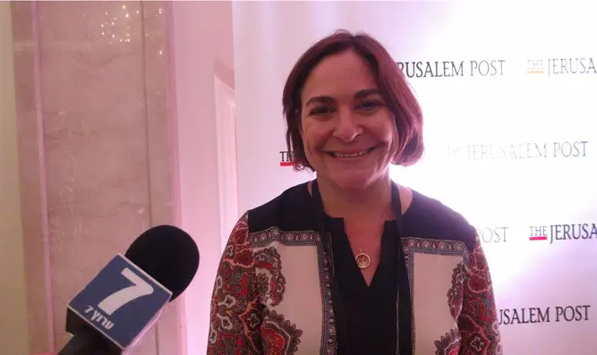 קרולין גליק