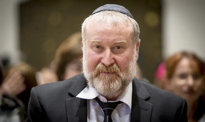 אביחי מנדלבליט