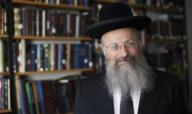 היועמ"ש פנה. הרב אליהו