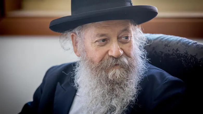 Kabbalist Condition of renowned kabbalist deteriorates | Israel National News