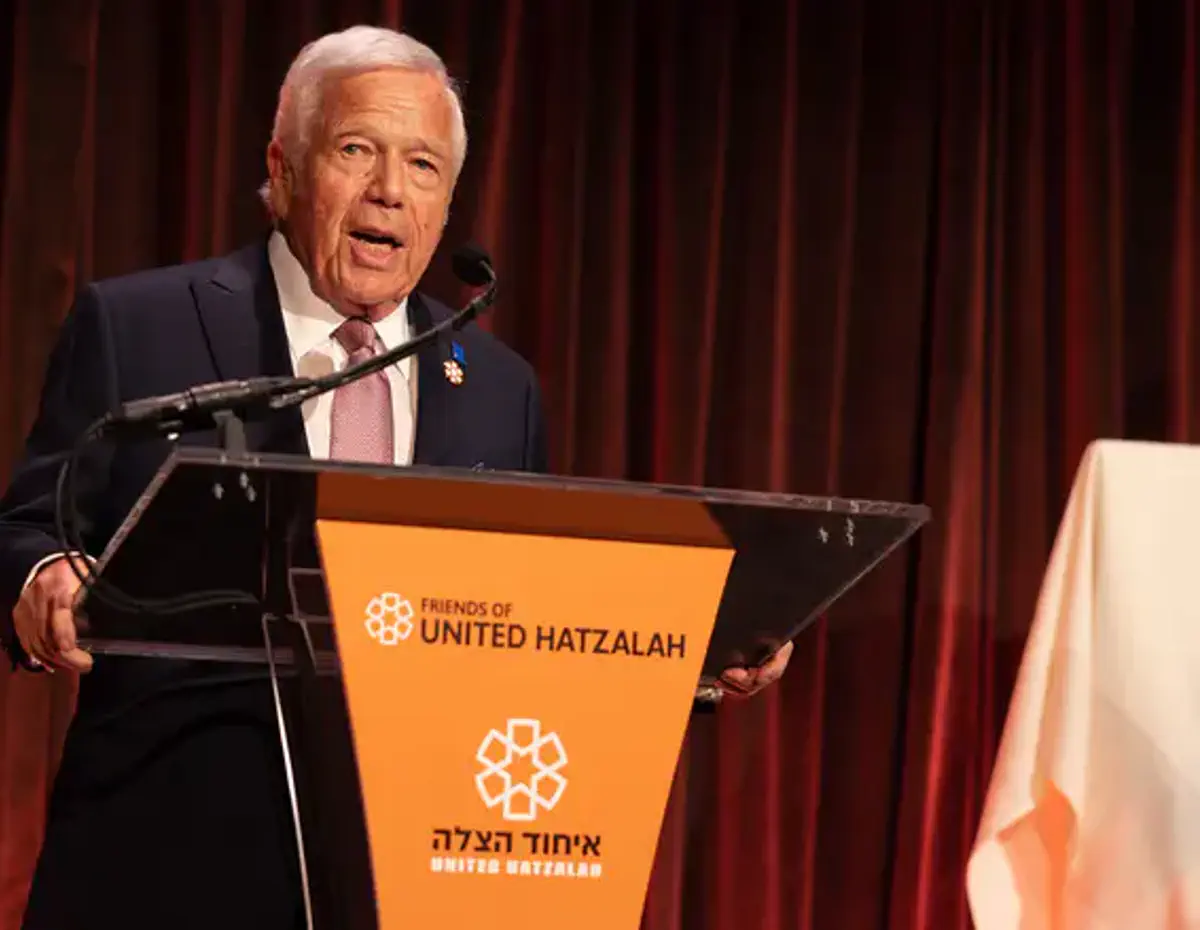 Robert Kraft donates $1m to Yeshiva University | Israel National News ...