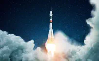 Chinese space rocket crashes into Indian Ocean