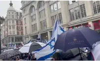 Watch: ‘Am Yisrael Chai’ at pro-Israel demonstration in London