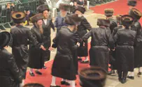 Hasidic sect bans single young men from weddings