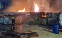 פיצוצים ודליקת ענק במוסך בתל אביב