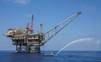 Gas rig arrives on Lebanese coast