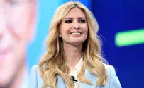 Ivanka Trump separates challah to pray for hostages