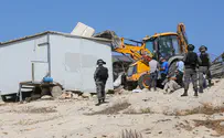 Police destroy hilltop outpost in Binyamin region