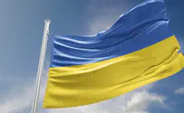 "Путин" поднял украинский флаг