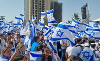 Netanyahu orders Flag March to continue on usual route 
