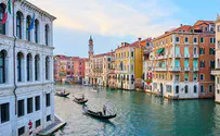 ונציה ממשיכה להגביל את התיירים