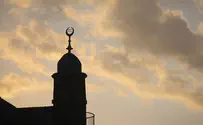 איש דת בכיר: אסור ליהודים לבקר במסגד 