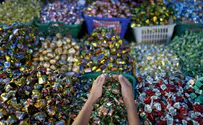 Why are Israelis lining up to buy an American candy?