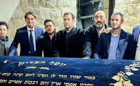 Terrorists open fire as 8 right-wing MKs visit Joseph's Tomb
