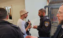 Man who brought donuts to Temple Mount won't be barred from site