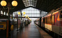 Расследуется подозрение на теракт на вокзале в Париже. Видео