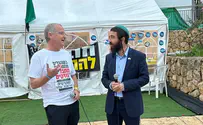 Religious Zionism MK pays surprise visit to protest tent